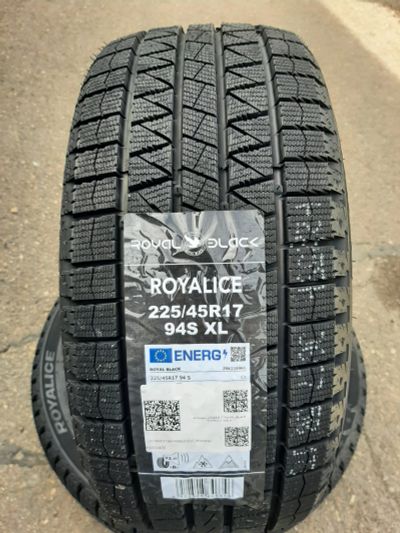 Лот: 20741700. Фото: 1. 225/45 R17 94S "Royal Black Royal... Шины