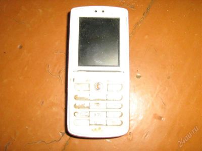 Лот: 1591617. Фото: 1. сотовый телефон Sony Ericsson... Кнопочные мобильные телефоны