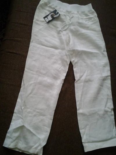 Лот: 6252497. Фото: 1. Штаны белые льняные. Другое (спортивная одежда)
