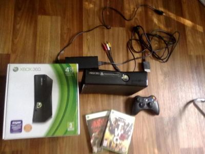 Лот: 3036890. Фото: 1. Xbox360 Slim. Игровые приставки, консоли