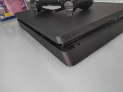 Лот: 19333502. Фото: 1. PlayStation 4 slim ps4 1tb. Игровые приставки, консоли