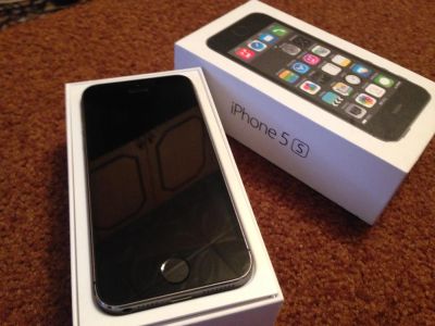Лот: 6340788. Фото: 1. iPhone 5s 16gb Space grey LTE. Смартфоны