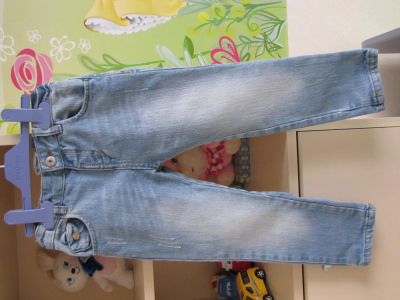 Лот: 3995219. Фото: 1. Джинсы Zara 94 см. Брюки, шорты, джинсы