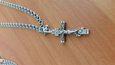 Лот: 6058623. Фото: 1. цепочка с крестиком. Цепочки