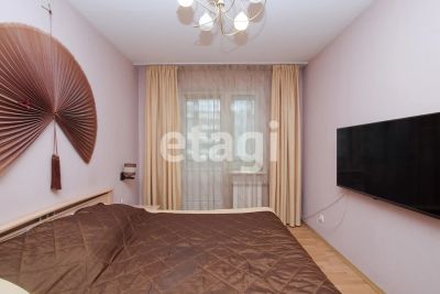 Лот: 20370831. Фото: 1. Продам 6-комн. кв. 148.2 кв.м... Квартиры, студии
