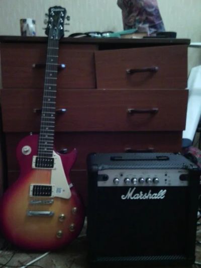 Лот: 7265502. Фото: 1. гитара Epiphone LP100. Гитары