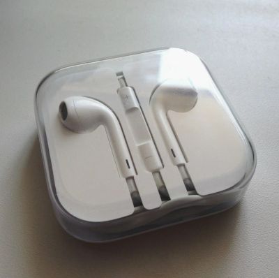 Лот: 3055972. Фото: 1. EarPods наушники (Оригинал). Красноярск