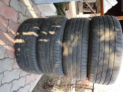 Лот: 17557378. Фото: 1. Шины Bridgestone Dueler H/P sport... Шины