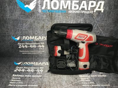Лот: 15049509. Фото: 1. Аккумуляторная дрель-шуруповерт... Электроинструмент