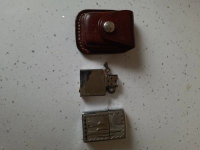 Лот: 17652935. Фото: 1. Зажигалка ZIPPO. Зажигалки, спички, пепельницы