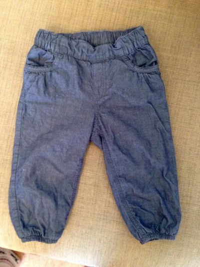Лот: 7592304. Фото: 1. Джинсы H&M, р.80. Брюки, шорты, джинсы