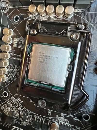 Лот: 23956030. Фото: 1. Intel Core i7-2700K + ASRock z77... Процессоры