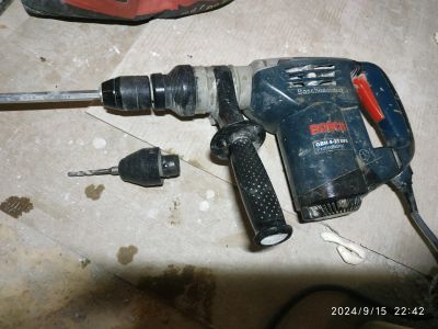 Лот: 23695637. Фото: 1. Перфоратор бош bosch gbh 4-32... Электроинструмент