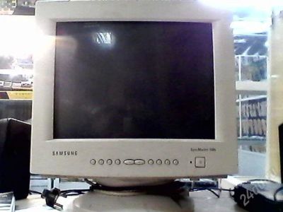 Лот: 2214548. Фото: 1. монитор 15. ЭЛТ-мониторы