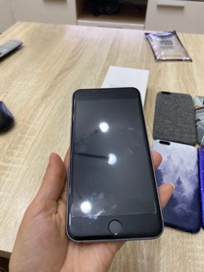 Лот: 14857892. Фото: 1. iPhone 6 Plus 64Гб + 4 стильных... Смартфоны