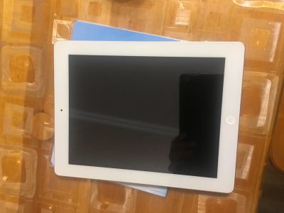 Лот: 15076757. Фото: 1. iPad 4, 32GB+cellular. Планшеты