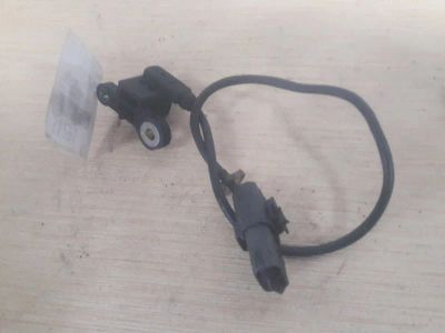 Лот: 21411423. Фото: 1. датчик коленвала Mazda Premacy... Двигатель и элементы двигателя