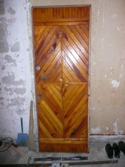 Лот: 5827673. Фото: 1. Дверь. Древянная, мощная, массив... Двери входные