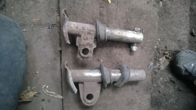 Лот: 4144036. Фото: 1. клыки бампера ваз 2105-04. Другое (автозапчасти)