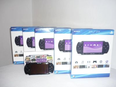Лот: 4756384. Фото: 1. Новая PSP-3000 PIANO BLACK. Игровые приставки, консоли