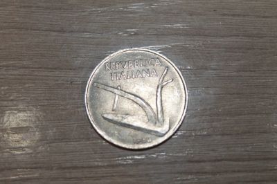 Лот: 14929803. Фото: 1. Монета Италия 10 лир 1980г 2. Европа