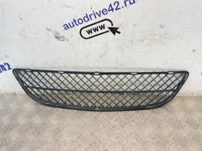 Лот: 25410629. Фото: 1. решетка в бампер Nissan Almera... Двигатель и элементы двигателя