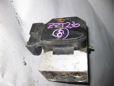 Лот: 20902819. Фото: 1. Блок abs Toyota Celica ZZT230... Двигатель и элементы двигателя