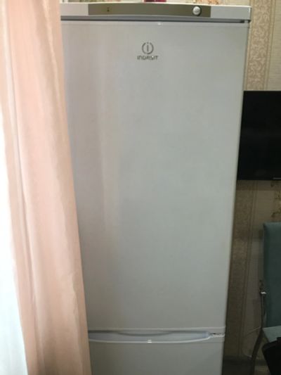 Лот: 19460870. Фото: 1. Холодильник indesit. Холодильники, морозильные камеры