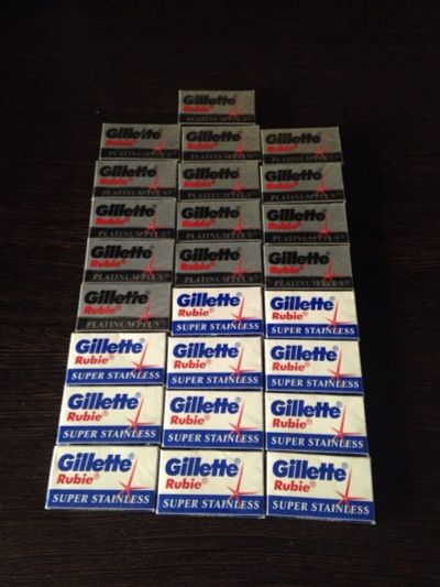 Лот: 5272492. Фото: 1. Лезвия Gillette для бритья. Другое (красота и здоровье)