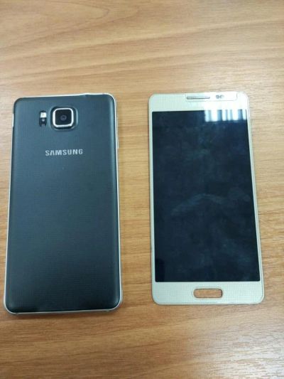Лот: 7064851. Фото: 1. Samsung galaxy alpha. Смартфоны
