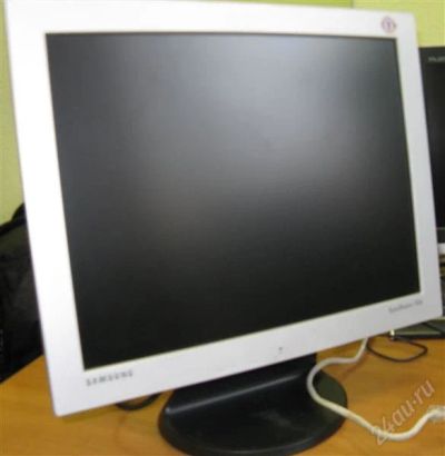 Лот: 1288849. Фото: 1. Монитор 15"дюймов Samsung SyncMaster... ЖК-мониторы