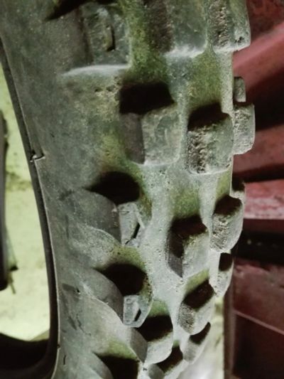 Лот: 13940589. Фото: 1. Покрышка. шина. 80/100-21. Dunlop... Запчасти