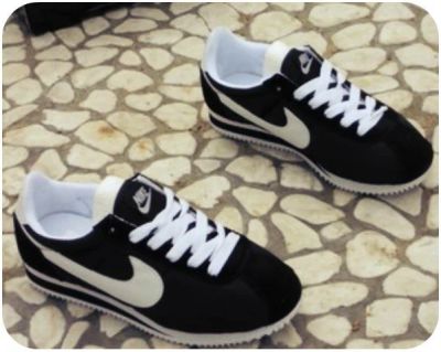 Лот: 3018415. Фото: 1. Кроссовки Nike новые. Кеды, кроссовки, слипоны