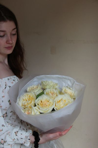 Лот: 25679477. Фото: 1. Букет из 9 Роз Эквадор. Свежие цветы