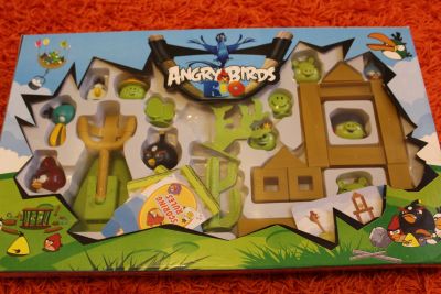 Лот: 12831773. Фото: 1. Легендарная игра AngryBerds настольно-напольная. Конструкторы