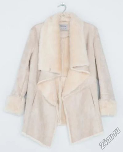 Лот: 5126274. Фото: 1. Куртка Bershka M. Верхняя одежда
