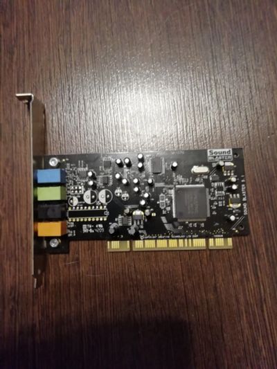 Лот: 13991999. Фото: 1. creative sound blaster sb1070. Звуковые карты