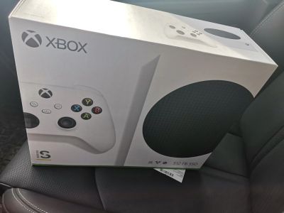 Лот: 17370273. Фото: 1. Microsoft Xbox Series S 512GB... Игровые приставки, консоли