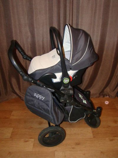 Лот: 8158843. Фото: 1. Коляска Тutis Zippy Sport 3 в... Коляски