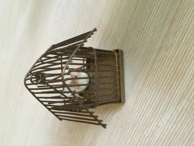 Лот: 5824768. Фото: 1. Клетка с птицей кукольная мебель... Куклы