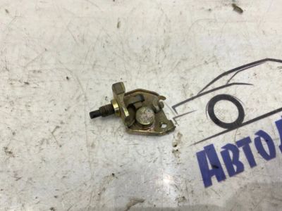 Лот: 21715474. Фото: 1. замок лючка топливного бака toyota... Топливная система