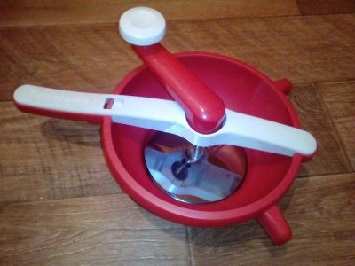 Лот: 4687819. Фото: 1. Мельница Tupperware "Фантазия". Другое (посуда, кухонная утварь)