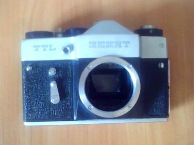 Лот: 10587625. Фото: 1. Фотоаппарат Зенит TTL (БЕЗ объектива... Плёночные зеркальные