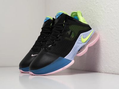 Лот: 24976932. Фото: 1. Кроссовки Nike Lebron XIX Low. Кеды, кроссовки, слипоны