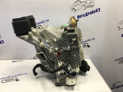 Лот: 21716178. Фото: 1. корпус отопителя Opel Vectra С. Двигатель и элементы двигателя