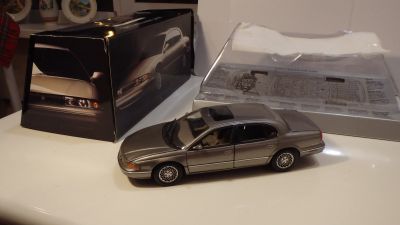 Лот: 16509292. Фото: 1. Модель 1994 Chrysler LHS 1/24. Автомоделизм