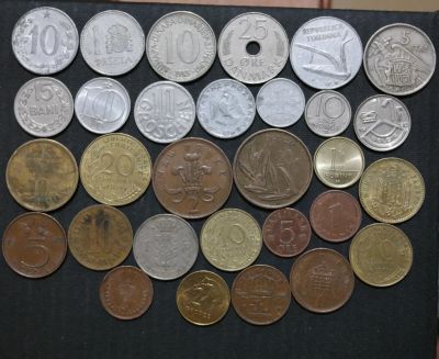 Лот: 10904369. Фото: 1. Тематический набор (09) Монеты... Остальные страны