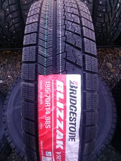 Лот: 4470825. Фото: 1. 185 70r14 Bridgestone Blizzak... Шины