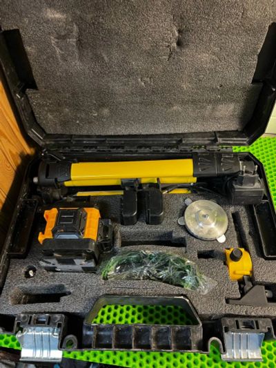 Лот: 25367489. Фото: 1. Лазерный уровень Dewalt 4D 16... Электроинструмент