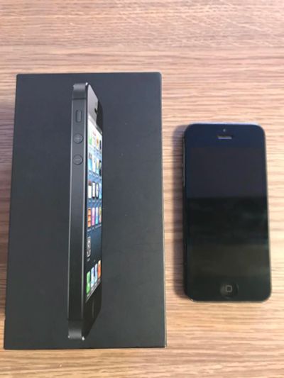 Лот: 10371536. Фото: 1. Iphone 5 64 gb space gray оригинальный... Защитные стёкла, защитные плёнки